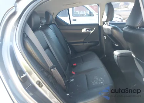 2013 Lexus Ct 200H z USA, uszkodzony, nr VIN JTHKD5BH4D2128246